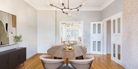 Art nouveau jewel: 4-bedroom city home with stylish aesthetics in a top location