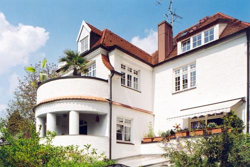 Jugendstilwohnung in ehemaligem Wohnhaus