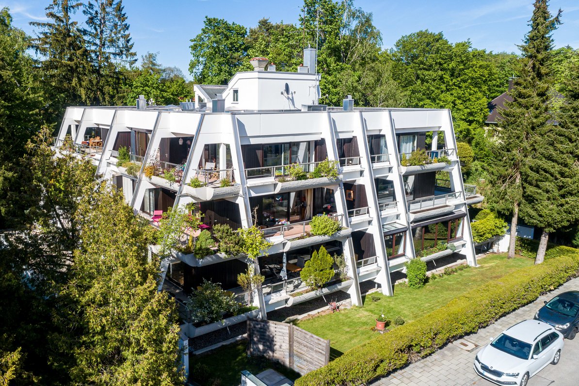 Residential complex with park-like property