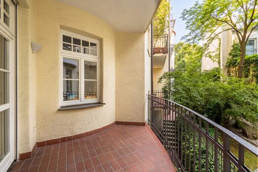 Balkon mit Blick ins Grüne