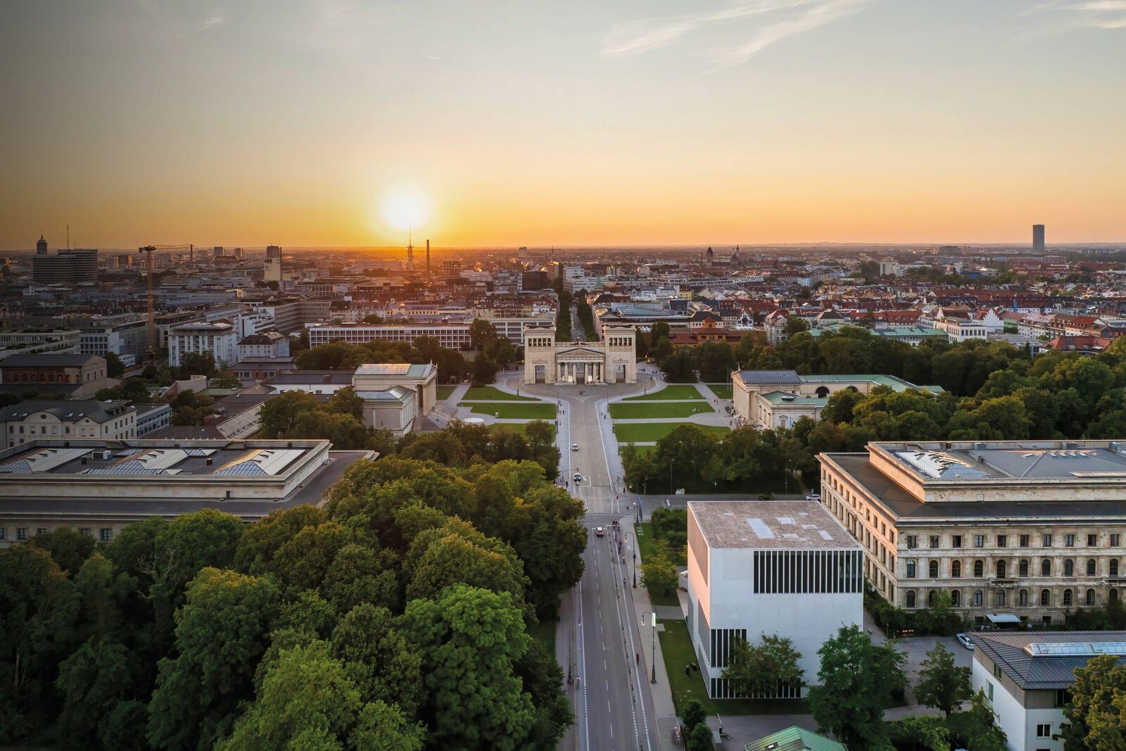 Toplage nahe Königsplatz