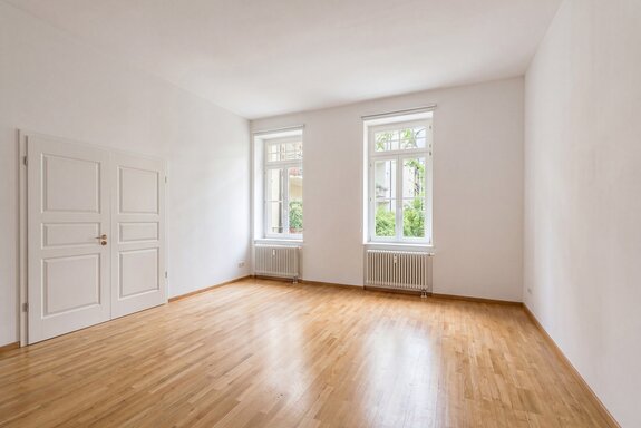Ausrichtung in grünen Innenhof