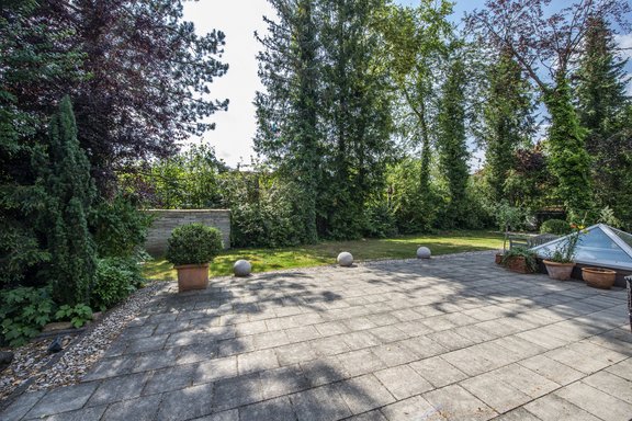 Terrace and garden to the south-west