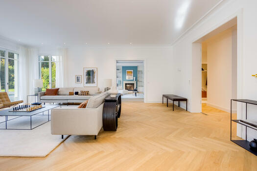 Impressive living area