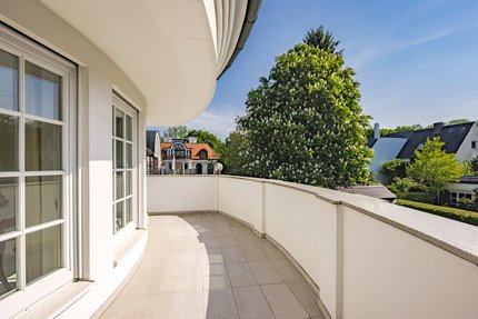 Balkon mit Gartenblick
