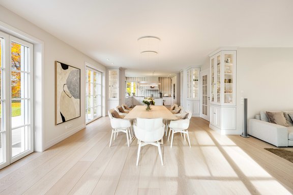 Spaciousness and abundance of light