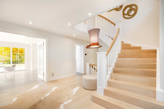 Representative Entrèe