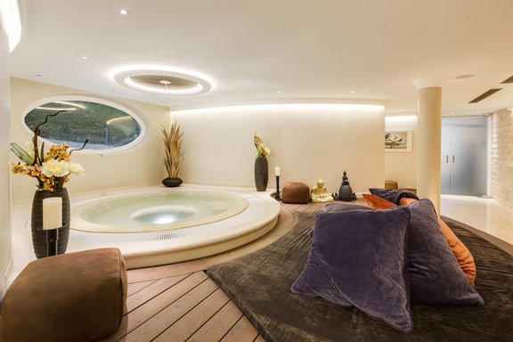 Whirlpool-Area