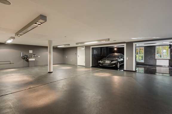 Tiefgarage mit 5 Plätzen