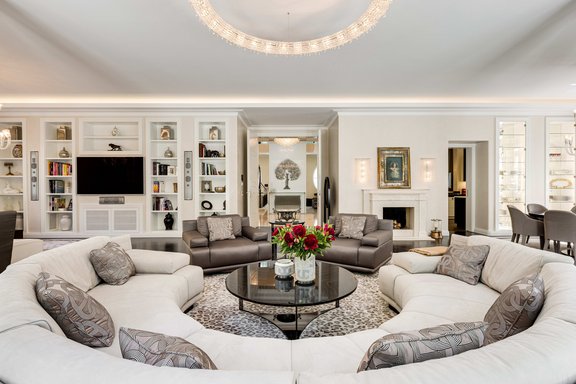 Timelessly elegant living