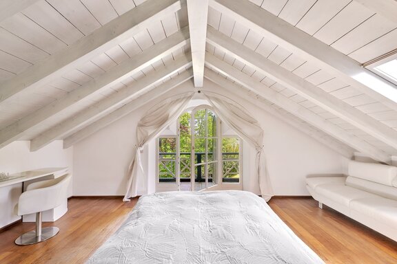 Charming bedroom