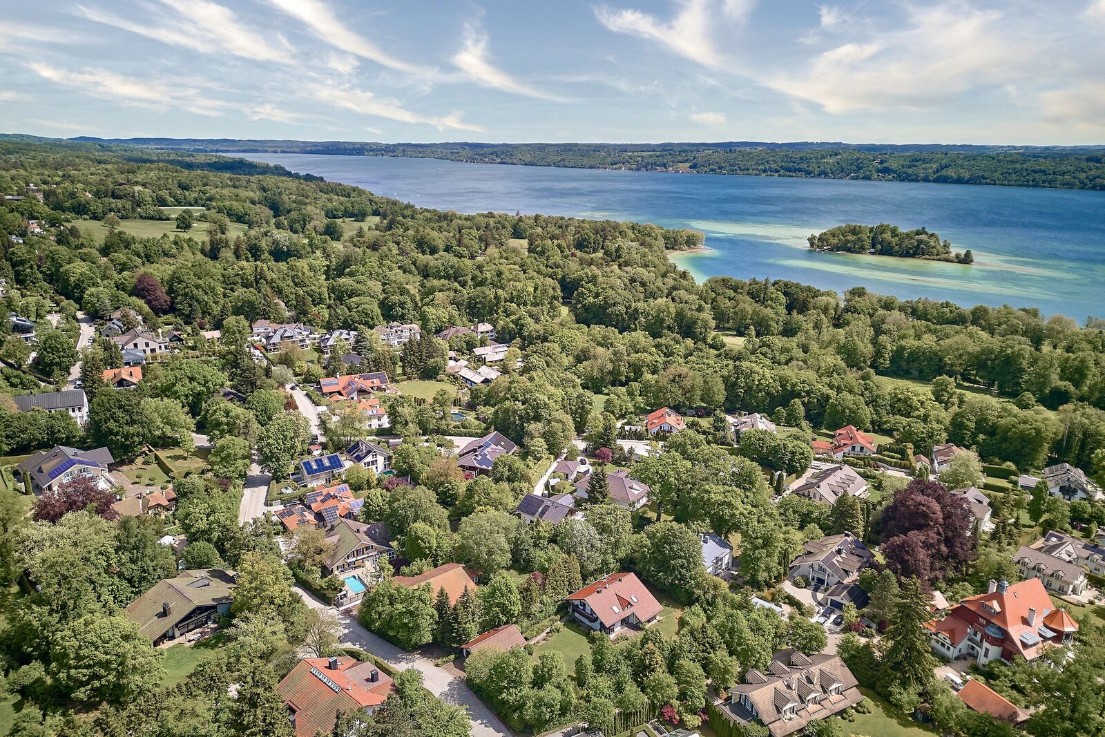 Laufnähe zum See und Golfplatz