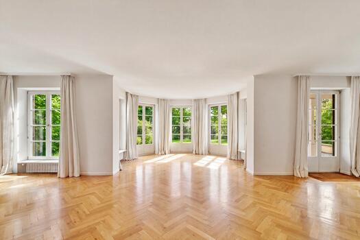 Stylish Reception Rooms