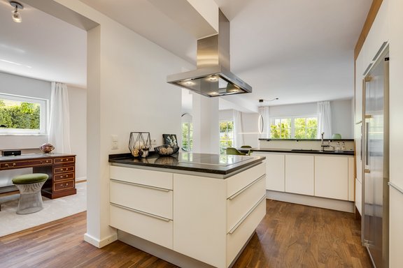 Offener Koch-/Essbereich