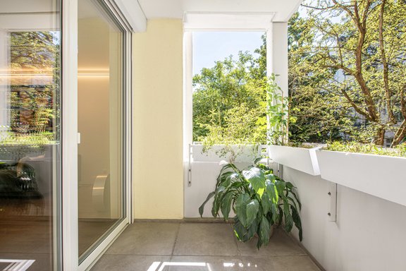 Loggia im ruhigem Hinterhof