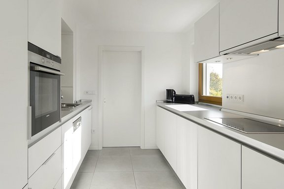 Zeitlos gestaltete Einbauküche