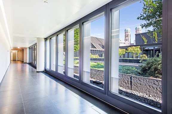 Corridor to the apartments