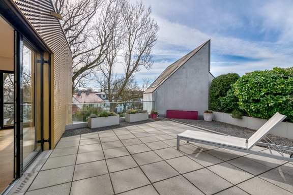 Großzügiges Outdoor-Refugium