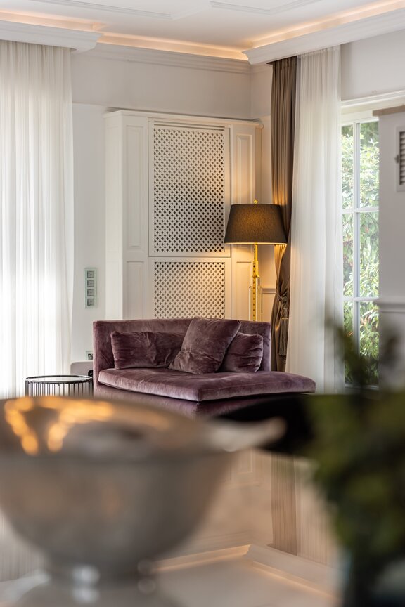 Warm feel-good ambience