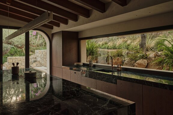 A kitchen where materials tell stories