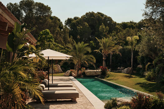 Entspannung pur am Pool (©Patrick Graf)