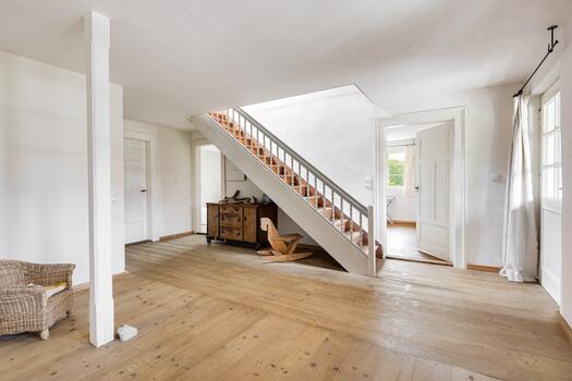 A Bright, Scandinavian-Style Ambiance