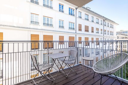 Südwest-Loggia mit Holzbelag