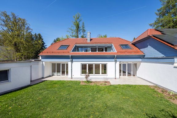 Familienfreundliche Haushälfte
