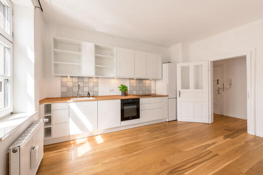 Spacious kitchen-dining area