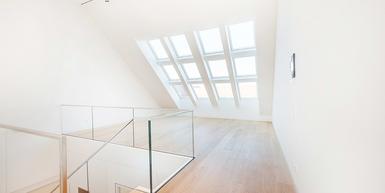 Lichtdurchflutete 2-Zimmer-Maisonette- Wohnung mit Alpenblick