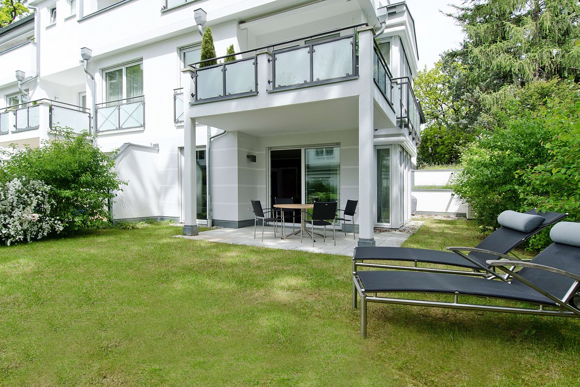 Terrace with south garden