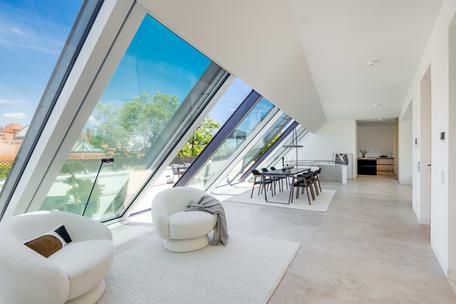 Lichtdurchflutetes Highend-Neubau-Penthouse mit uneinsehbaren Terrassen