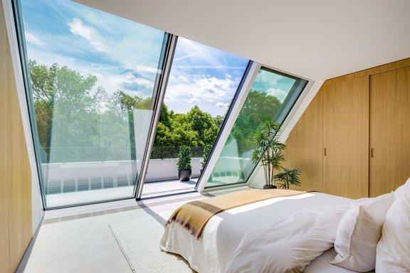 Uneinsehbares Schlafen mit Blick ins Grüne