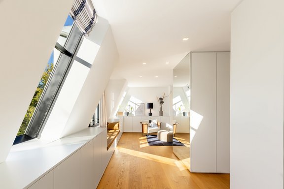 Spektakuläre Ankleide