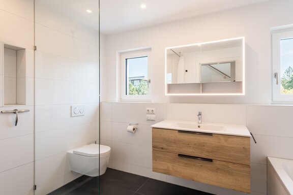 Modern Bathroom with Natural Light