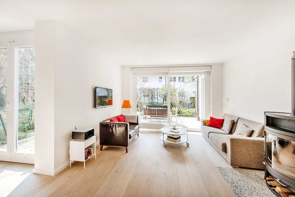 Wohnbereich mit Terrassenzugang