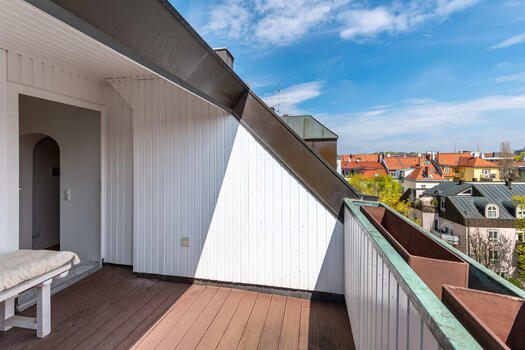 Spacious loggia