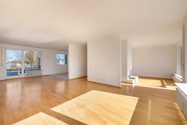 Private Dachterrasse über 100 m²: 3-Zimmer-Wohnung mit Kamin-Lounge und atemberaubendem Ausblick