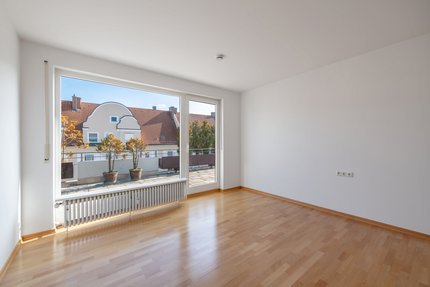 Geräumiges Schlafzimmer