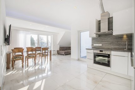 Living-Bereich mit Küche