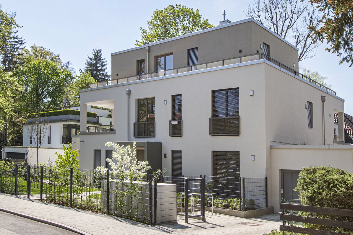 Modernes Mehrfamilienhaus