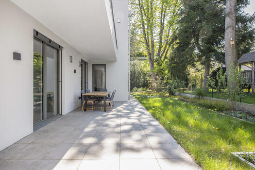 Westterrasse