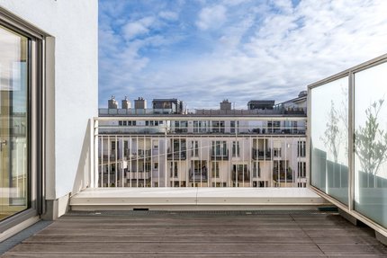 Sonnige Ost-Dachterrasse