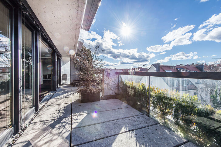 Große Dachterrasse