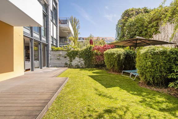 Sonniger Privatgarten