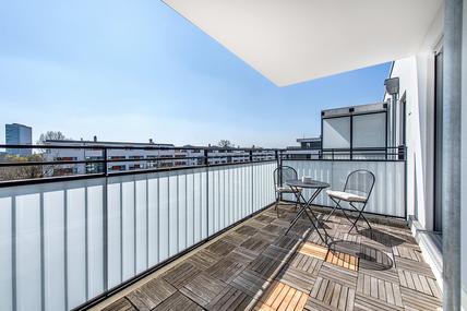 Lichterfüllte, moderne 3-Zimmer-Wohnung mit Südbalkon