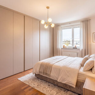 Bedroom (virtually furnished)