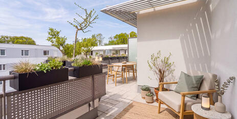 A bright, well-designed 4-bedroom penthouse apartment with excellent amenities