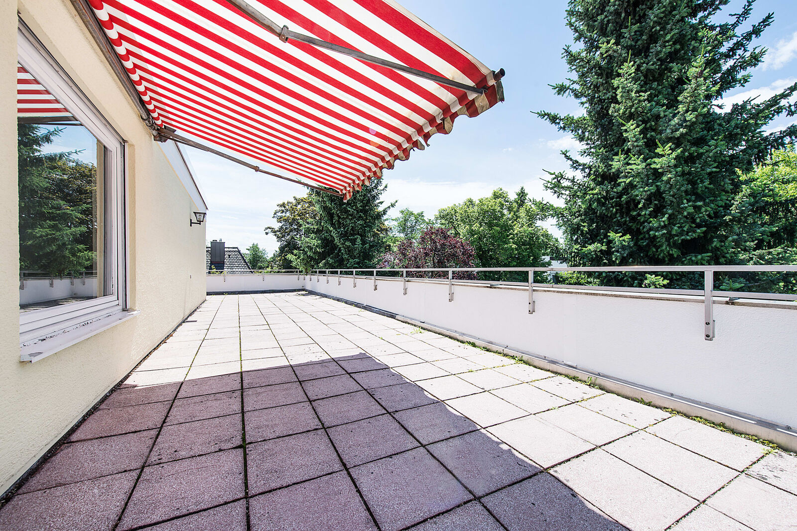 Westterrasse