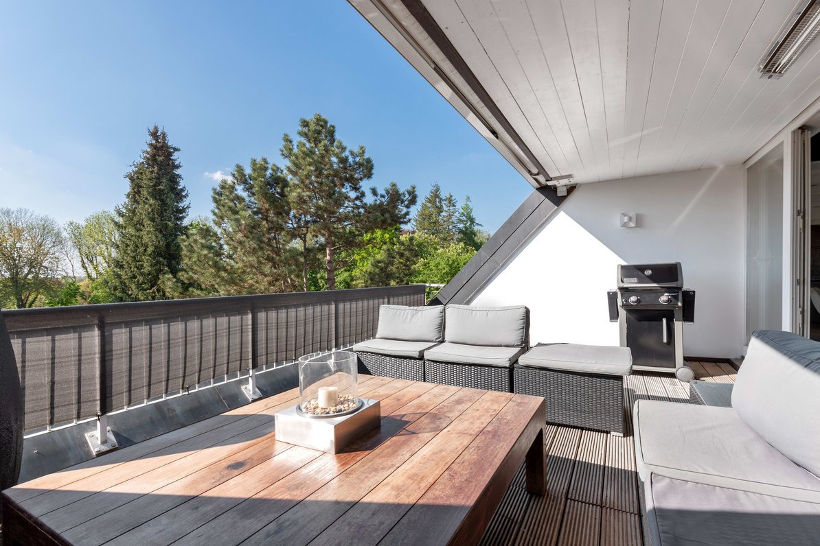 West-facing terrace with a dream view